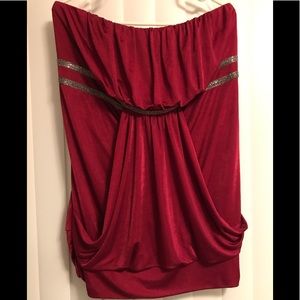 Dressy sleeveless shirt with silver accents